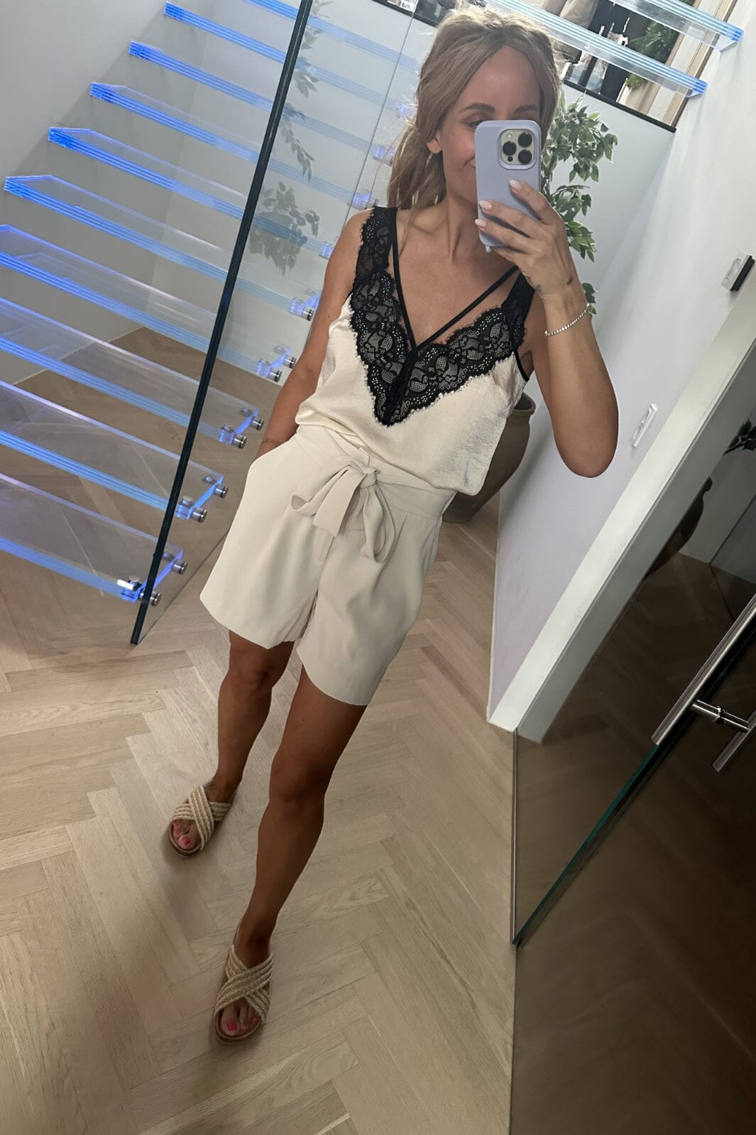 Valentin Studio String Contrast Top creme
