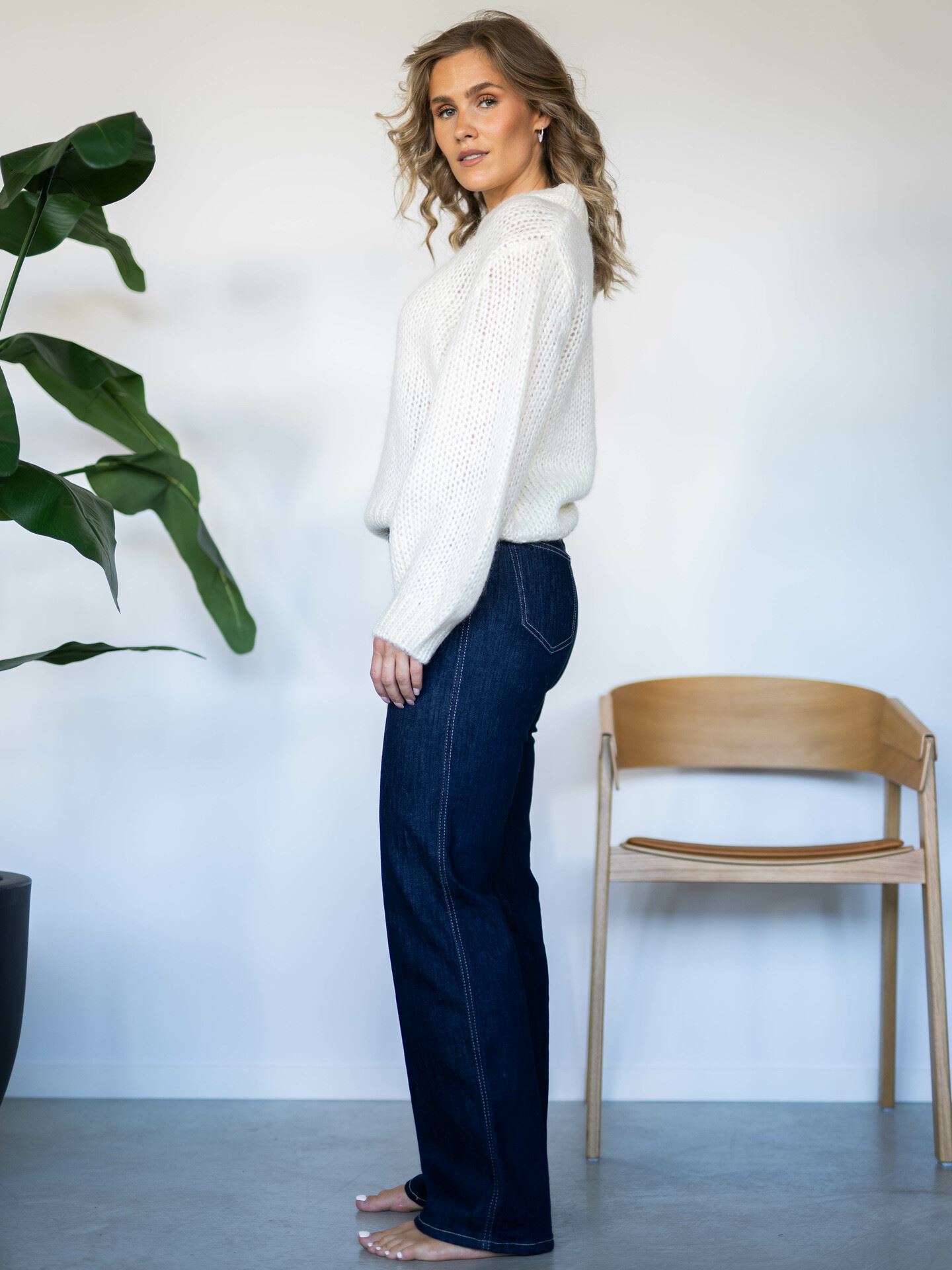 Suanne Long Sleeve Knit O-Neck