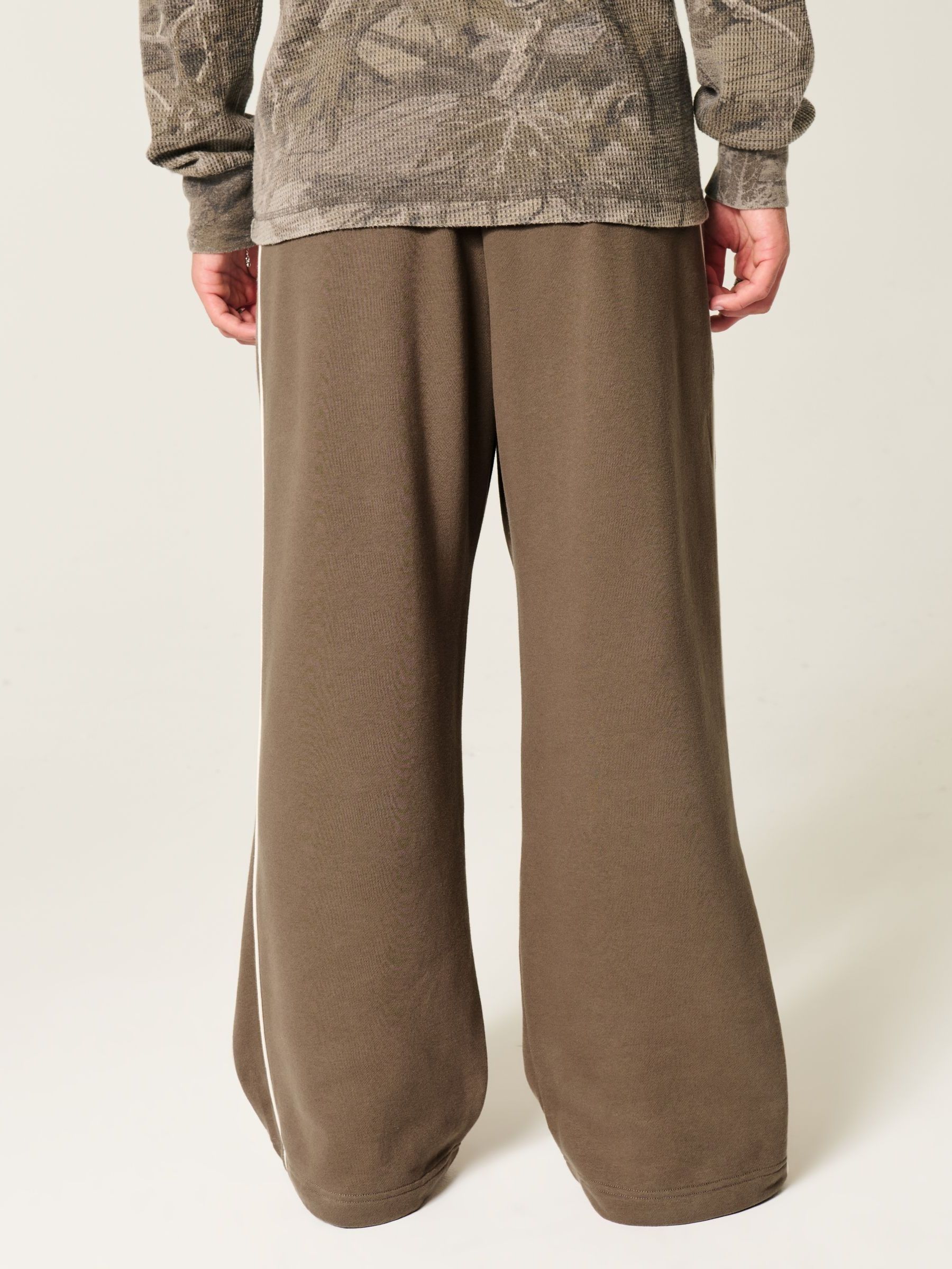 Hollister Natural Super Baggy Joggers