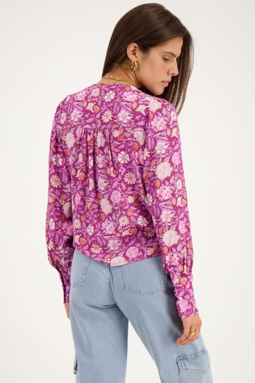 Paarse blouse met roze bloemenprint