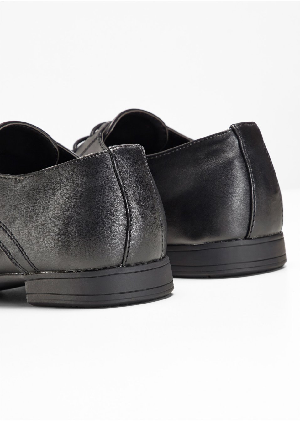 Chaussures à lacets