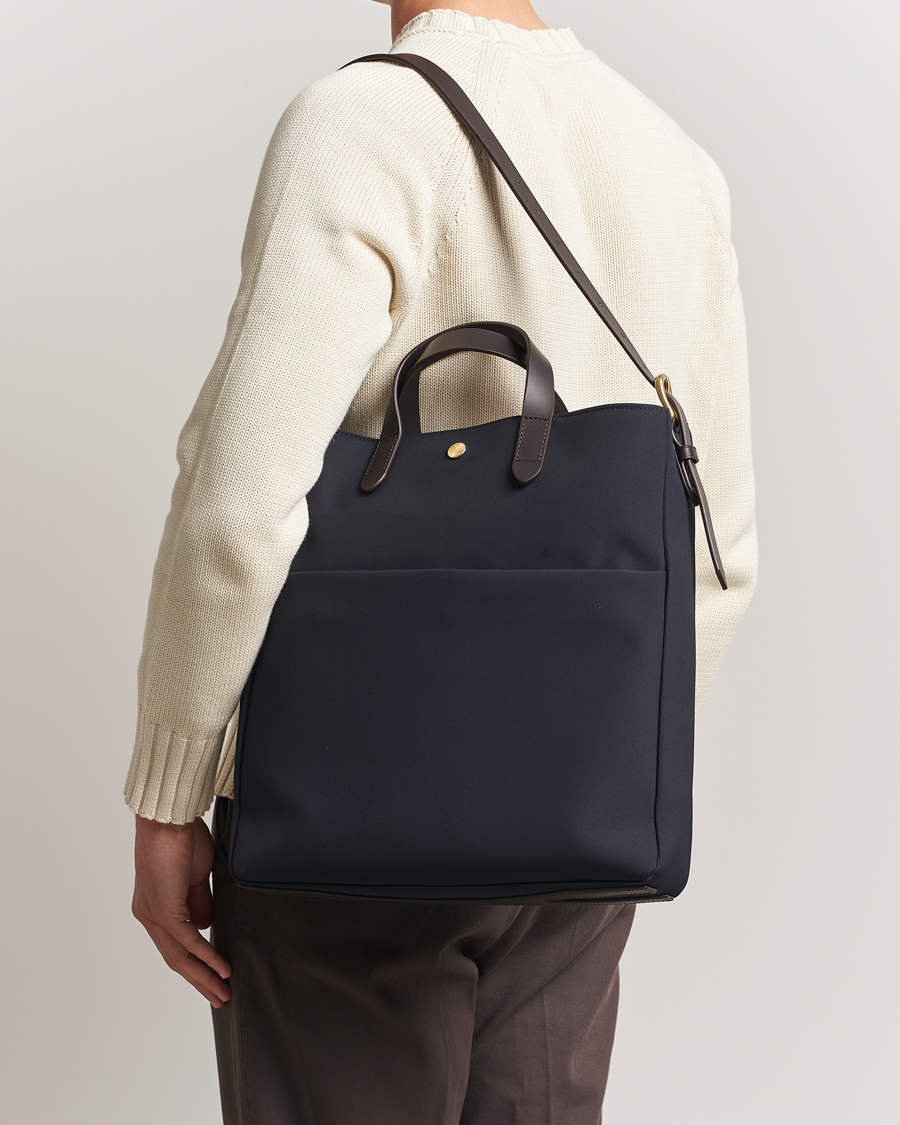 Mismo M/S Field Tote Navy/Dark Brown
