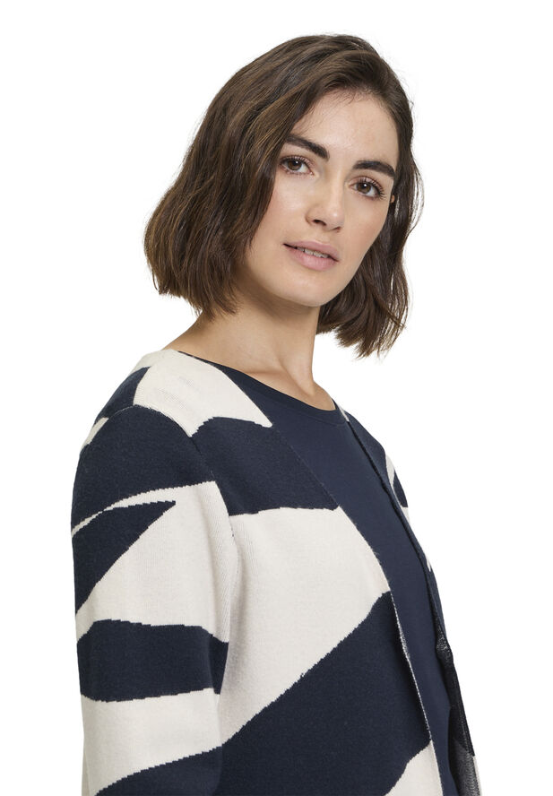 Betty Barclay Strickjacke Lang Patch beige/dark blue