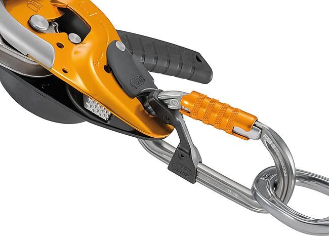 PETZL - MOUSQUETON AM'D TRIACT-LOCK