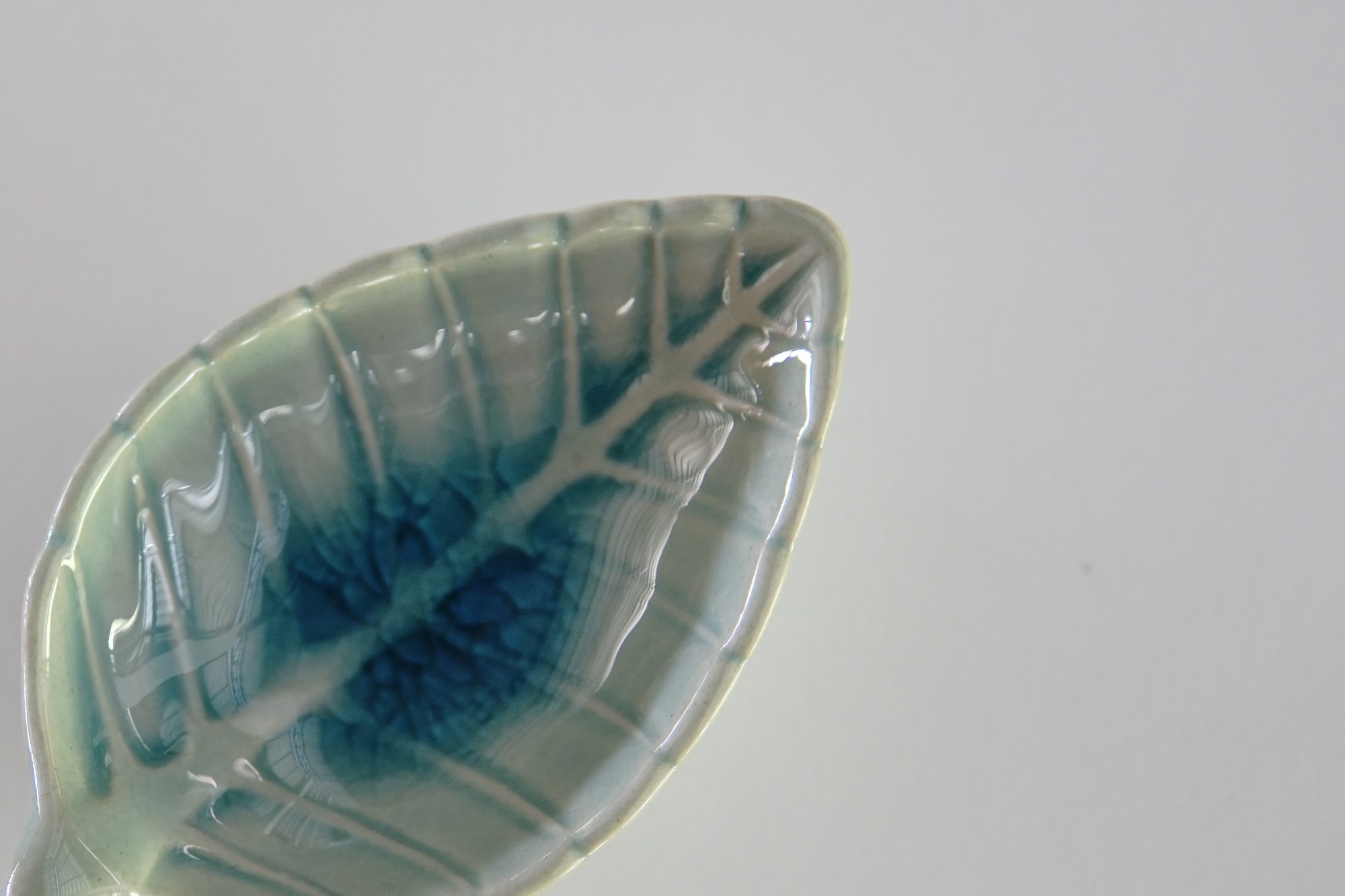 Ablage kleines Blatt, blau zu 2,80
