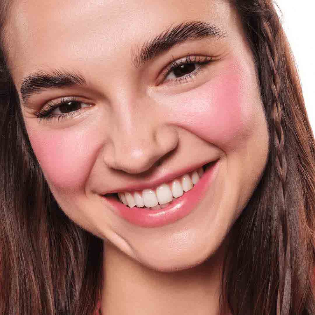 ESSENCE  Soft touch bouncy blush