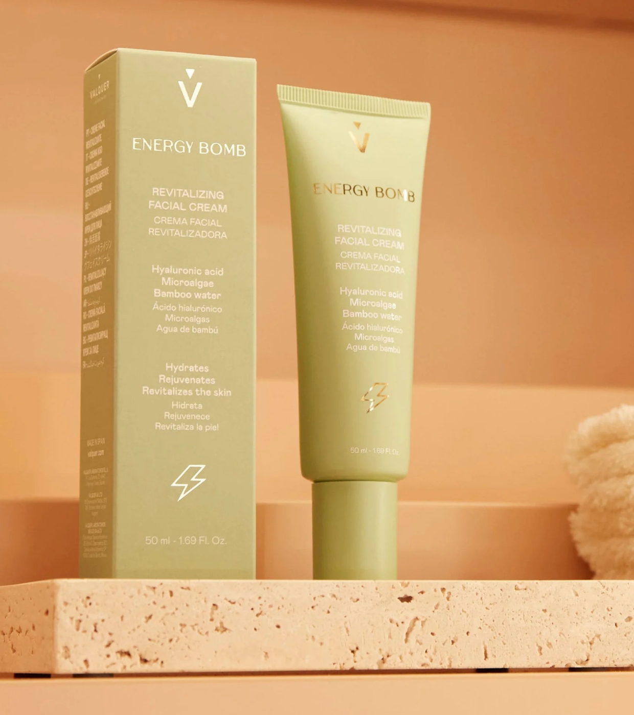 Valquer - *Skin Essentials* - Creme facial revitalizante Energy Bomb