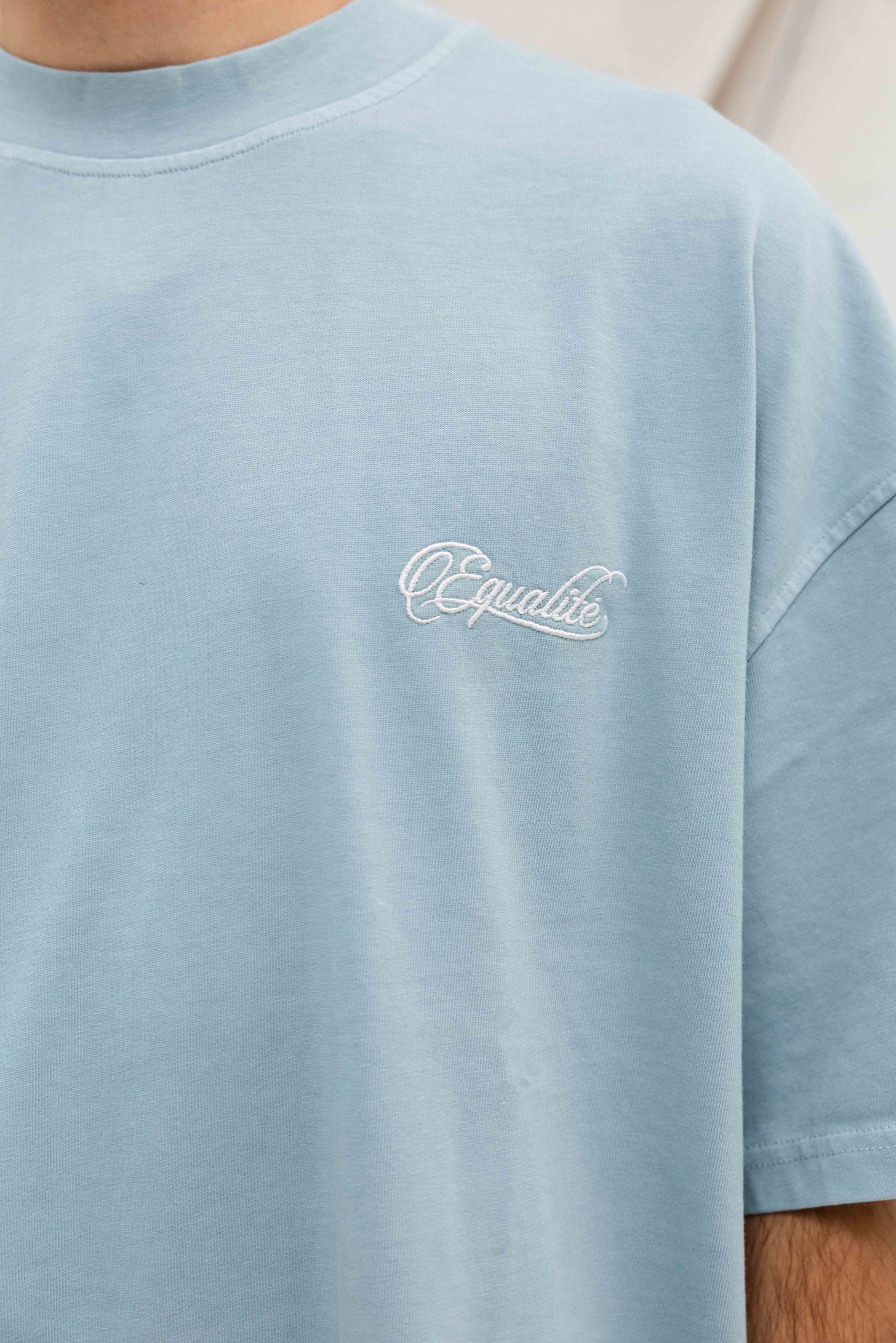 Equalité Yuki Boxy T-Shirt Heren Lichtblauw