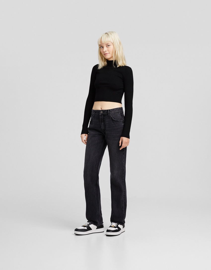 calça jeans de corte reto