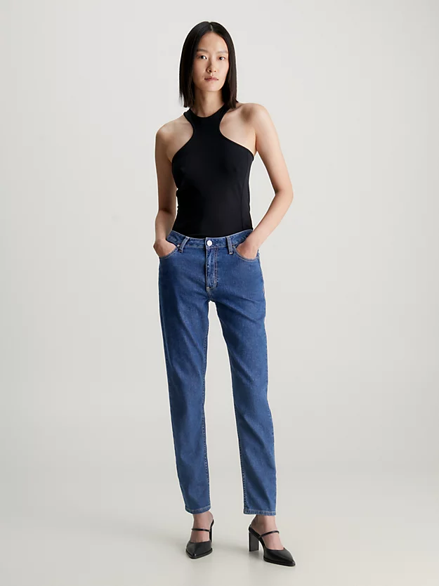 Calça jeans slim de cintura média