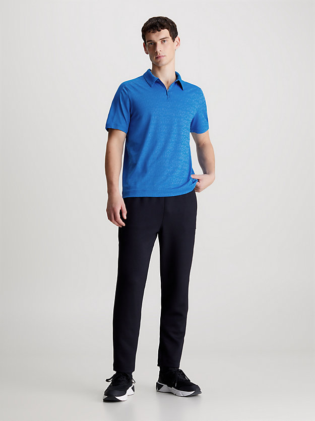 Camisa polo esportiva com logotipo em tela