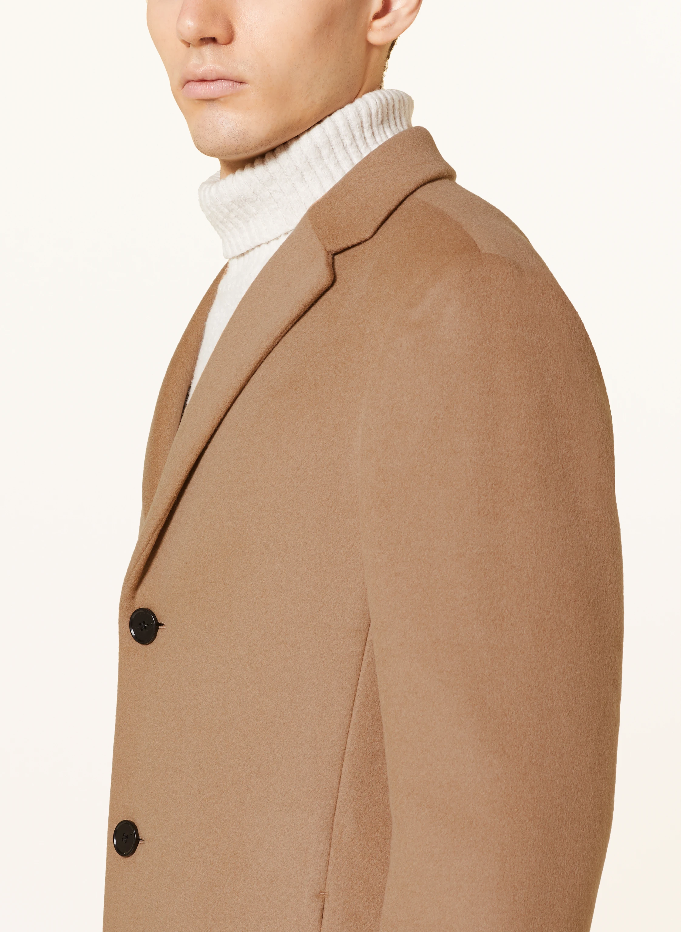 REISS Mantel GABLE