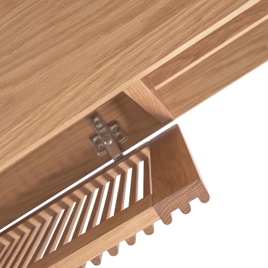 Kave Home Lowboard BEYLA 180 x 49,5 cm Eiche braun