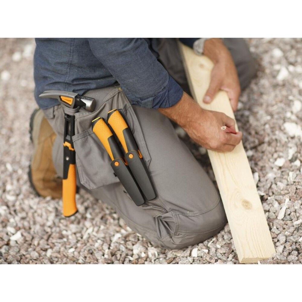 SNEKKERKNIV FISKARS MED SLIPER