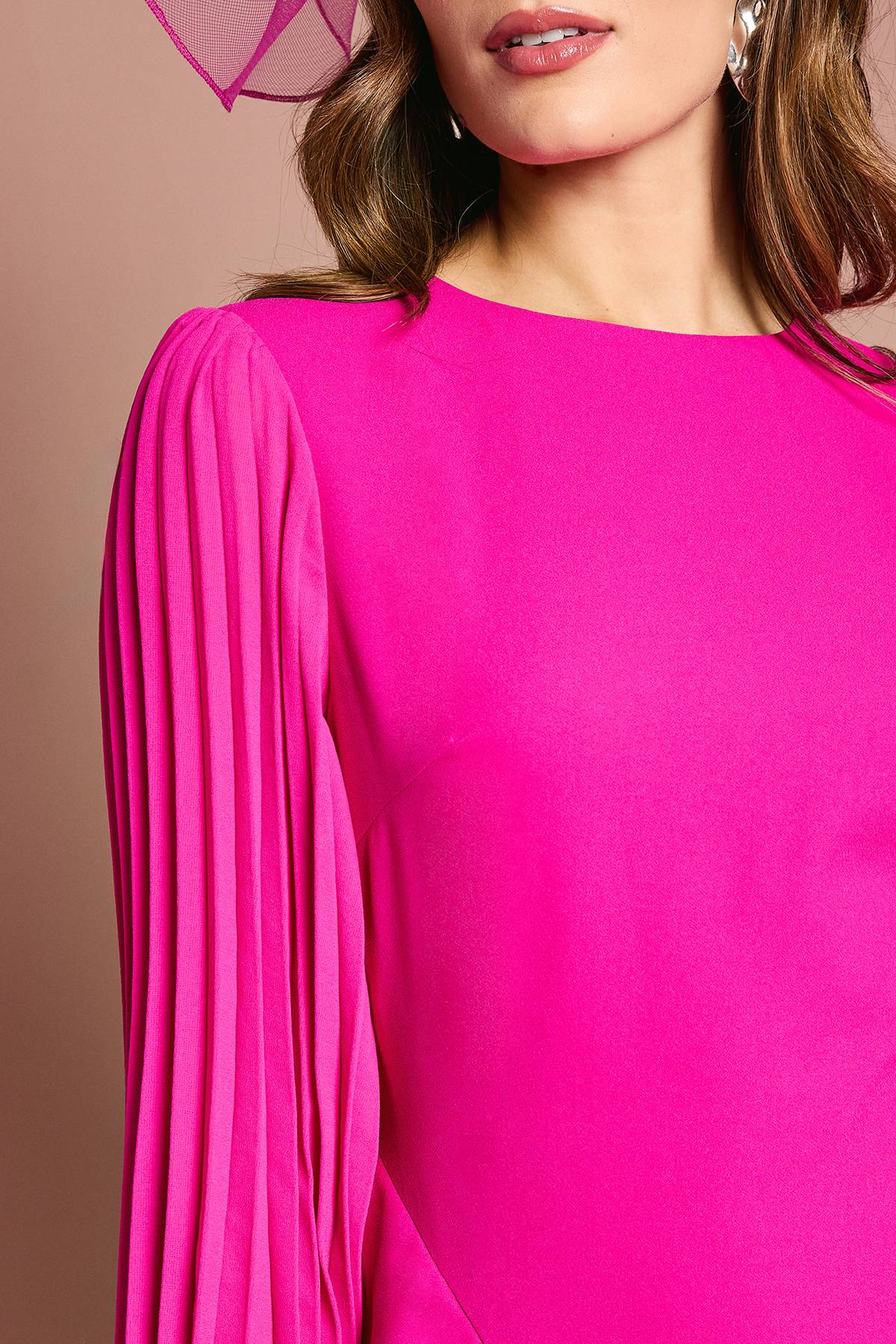 Coast Robe Maxi Plissée en Crêpe à Manches Longues