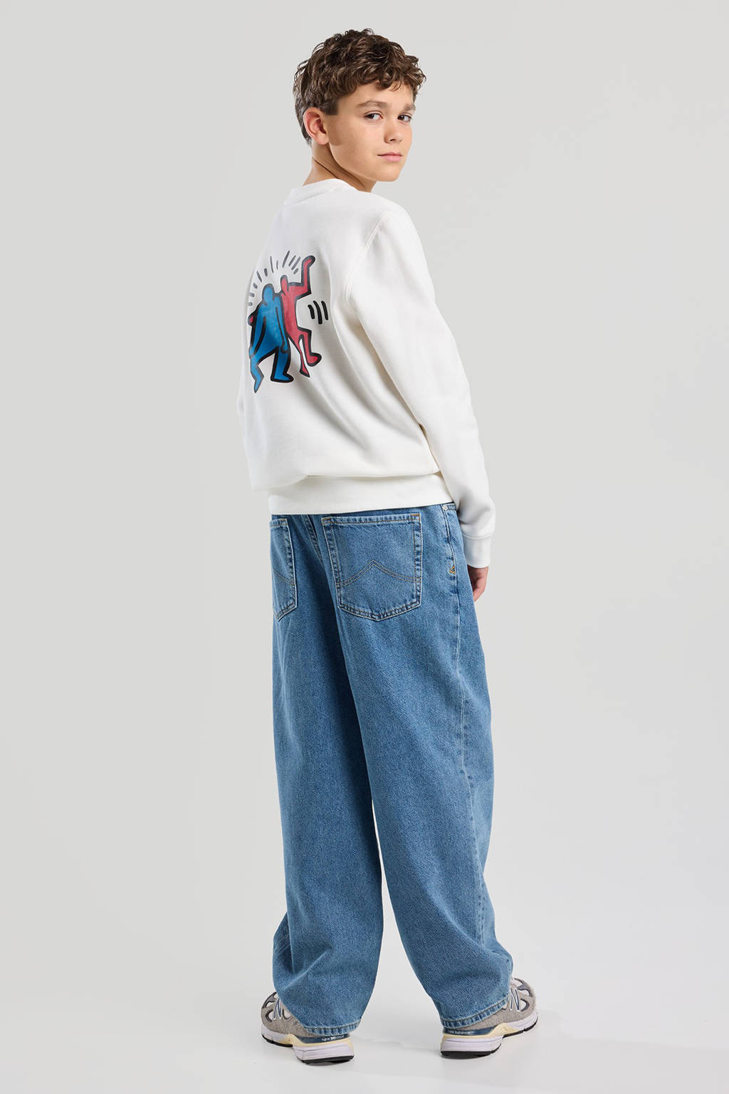 America Today sweater wit
