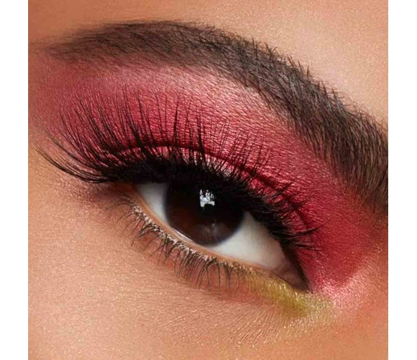 M•A•C Lashes Megastar
