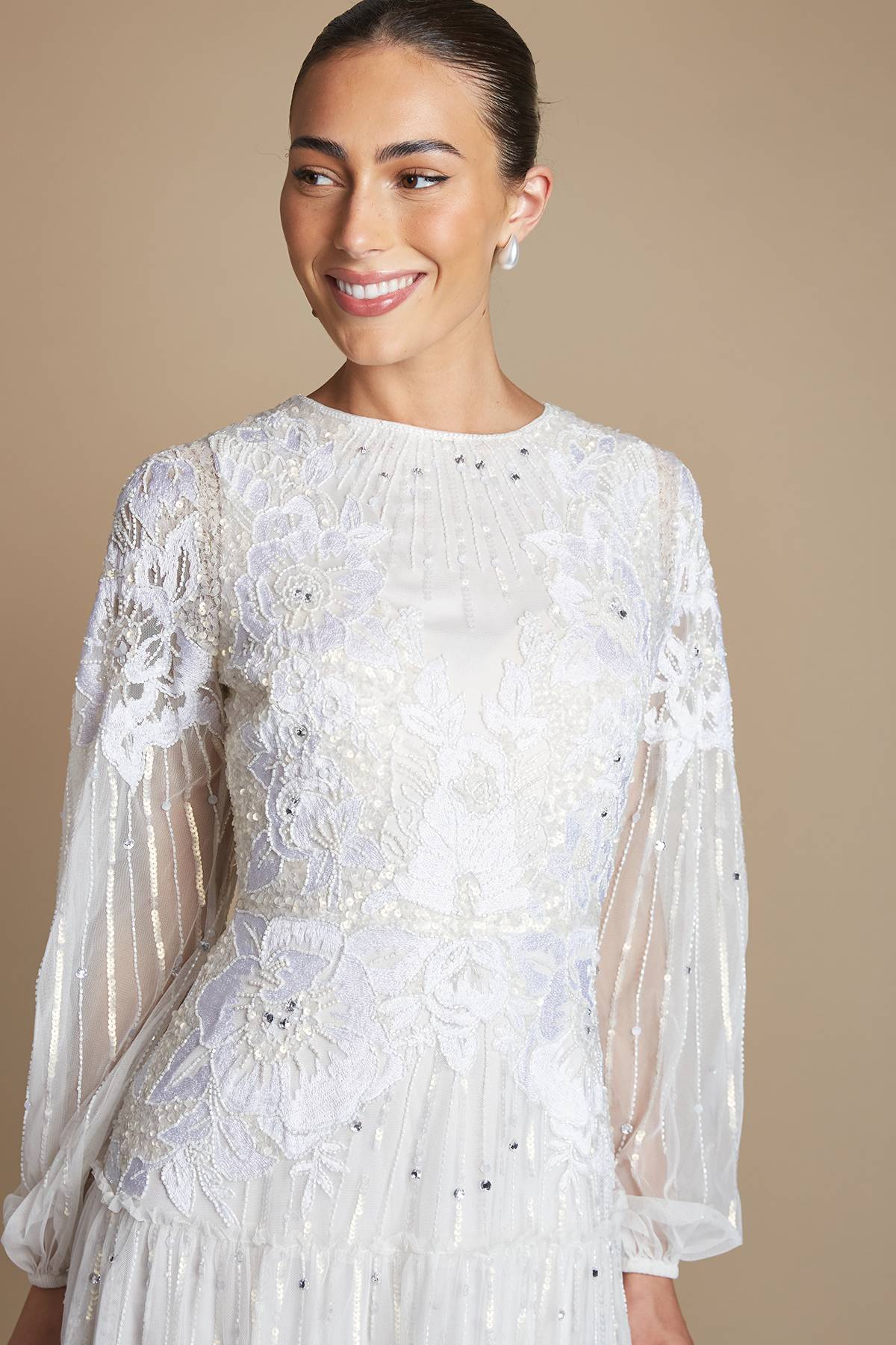 Coast Robe De Mariée Ornée De Motifs Floraux Placés Avec Manches Ballon