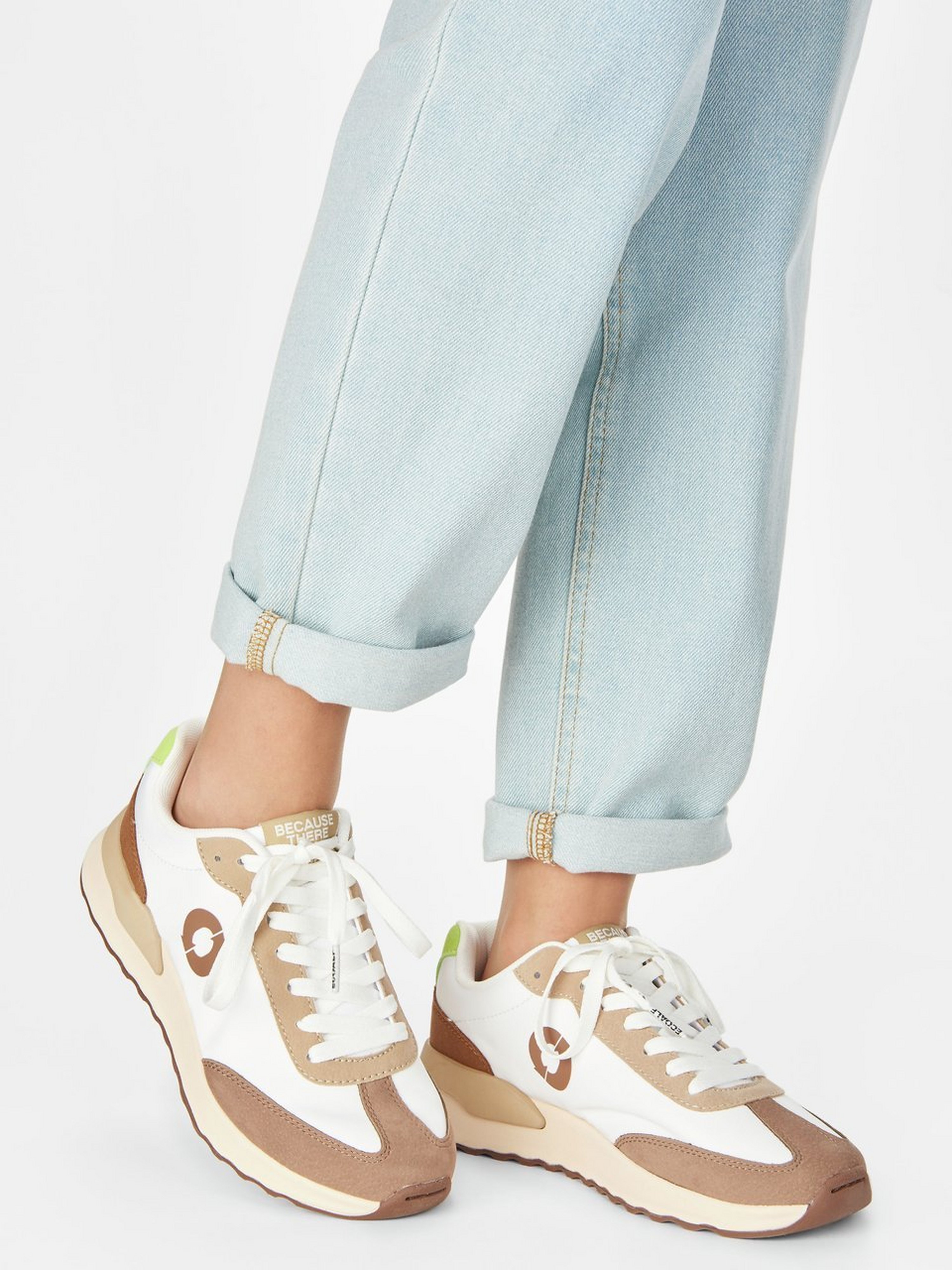 Sneaker