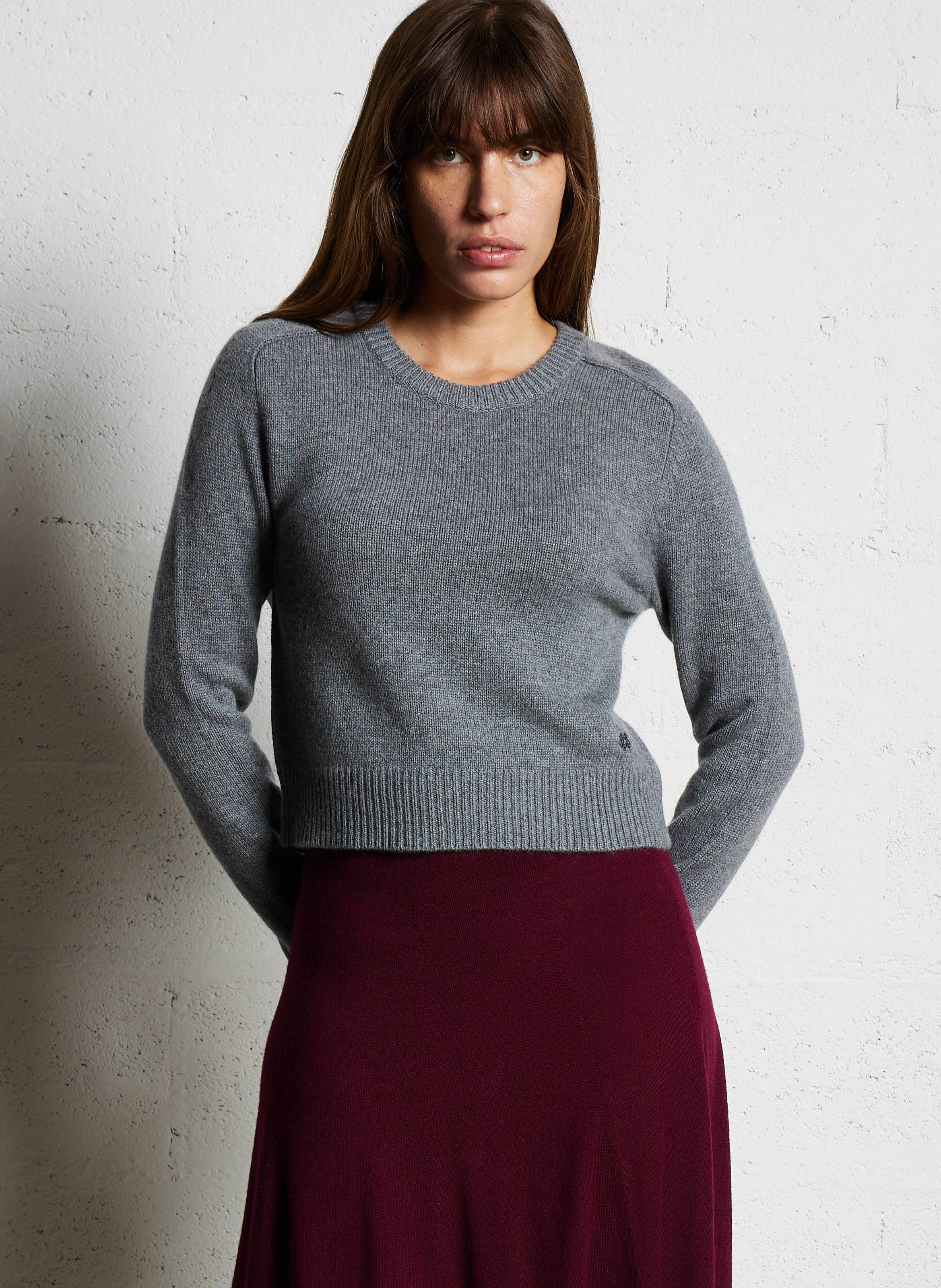 CAROLINE - Pull droit col rond en cachemire | Gris