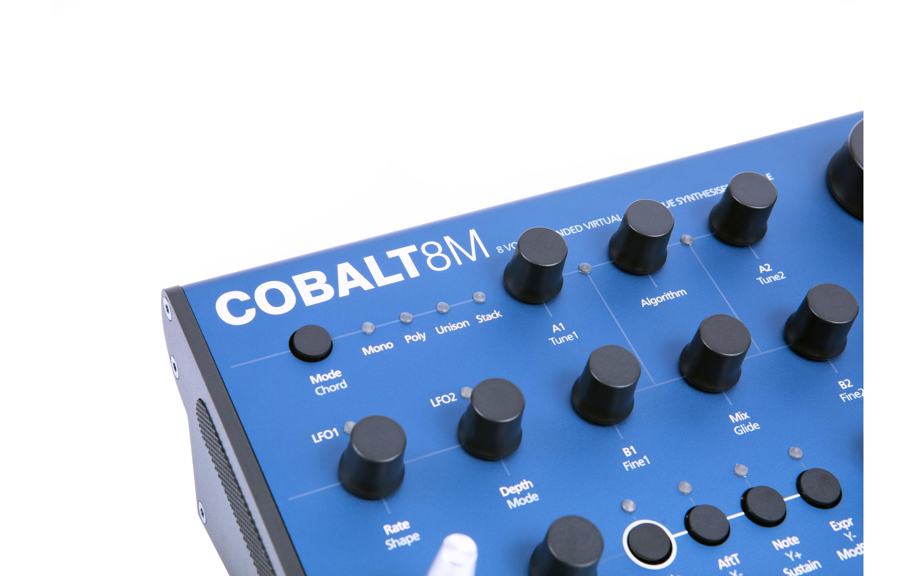 Synthesizer Cobalt8M<br>8-stimmiger erweiterter virtuell-analoger Synthesizer