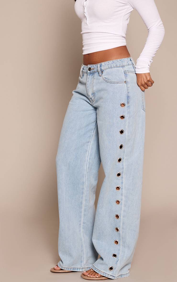 Light Blue Wash Jean Large Petite Bleu Clair Avec Détails Œillets