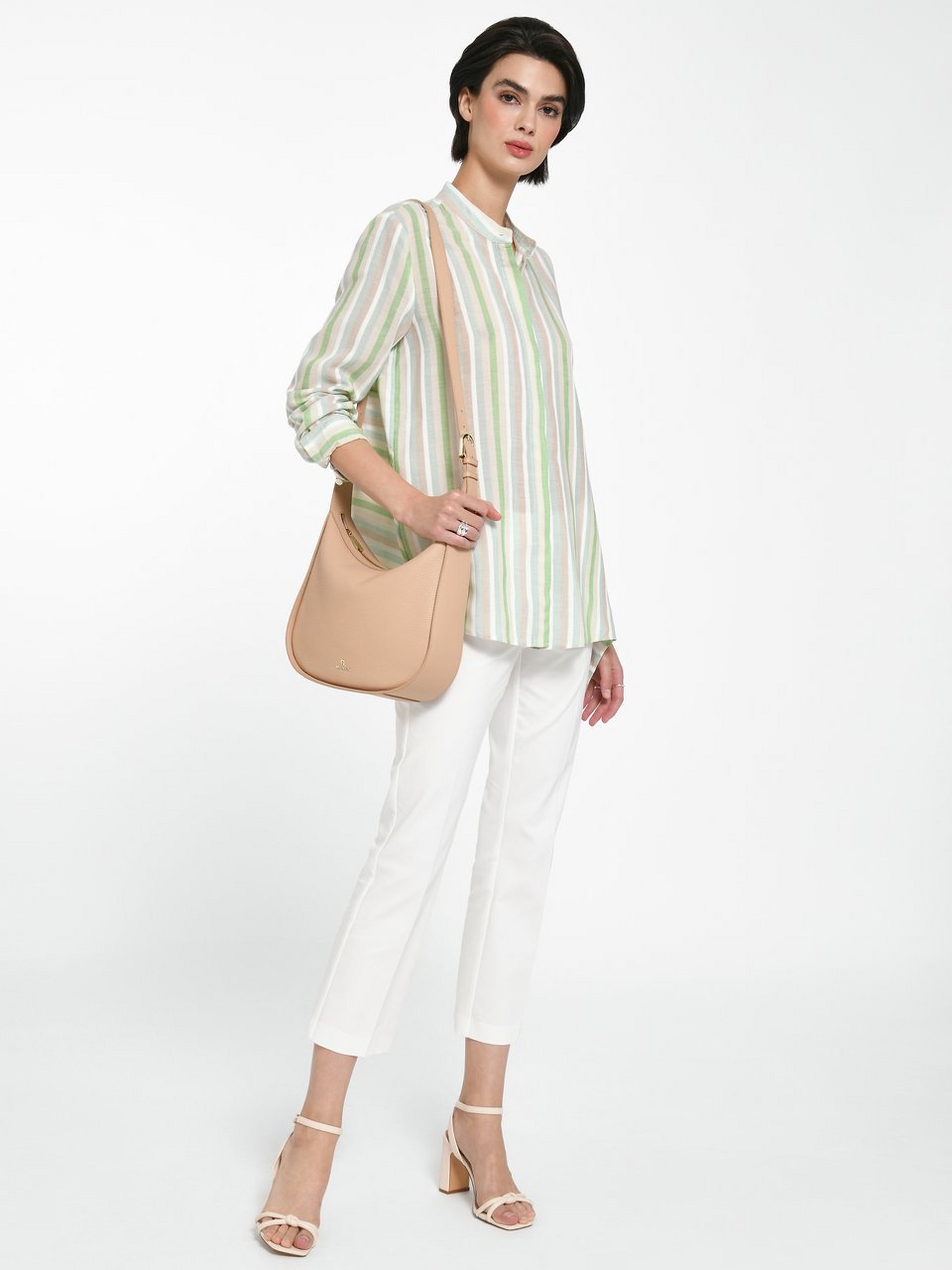 Bluse mit Stehkragen