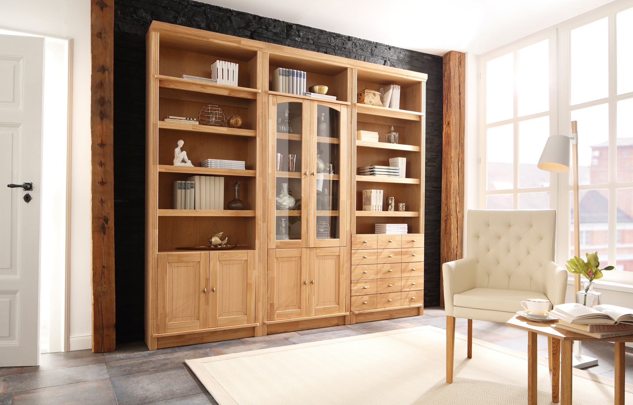 Home affaire Bücherregal »Soeren Vitrine mit 2 Glastüren, Breite/Tiefe: 80/220 cm« Kiefer massiv, Tiefe 29 cm, 2 Holz- und 2 Türen mit Klarglas- Einsatz
