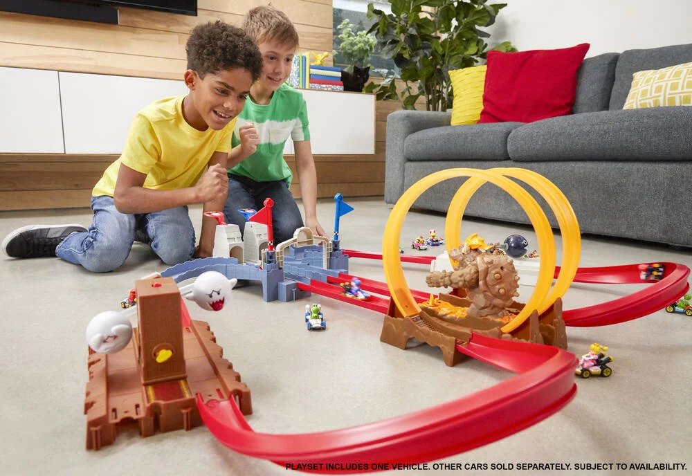 HOT WHEELS -  PISTE CHAOS AU CHATEAU DE BOWSER