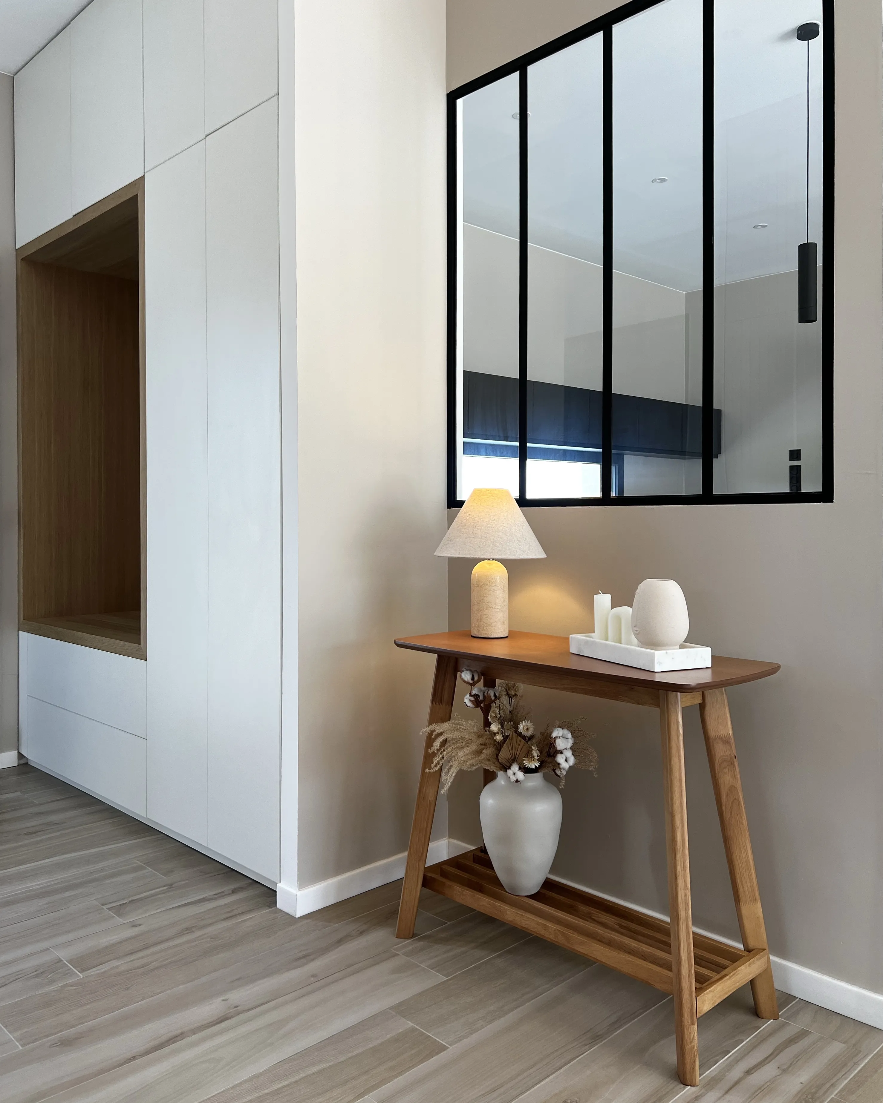 Sidetable TULARE Lichtbruin