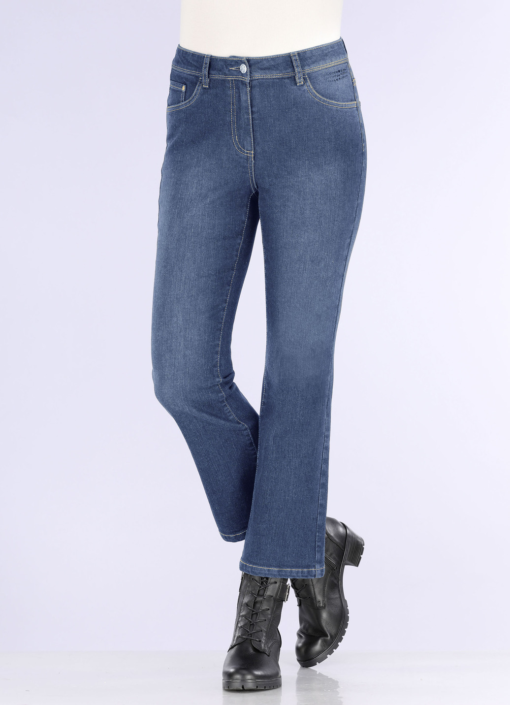 Jeans in Bootcut-Form