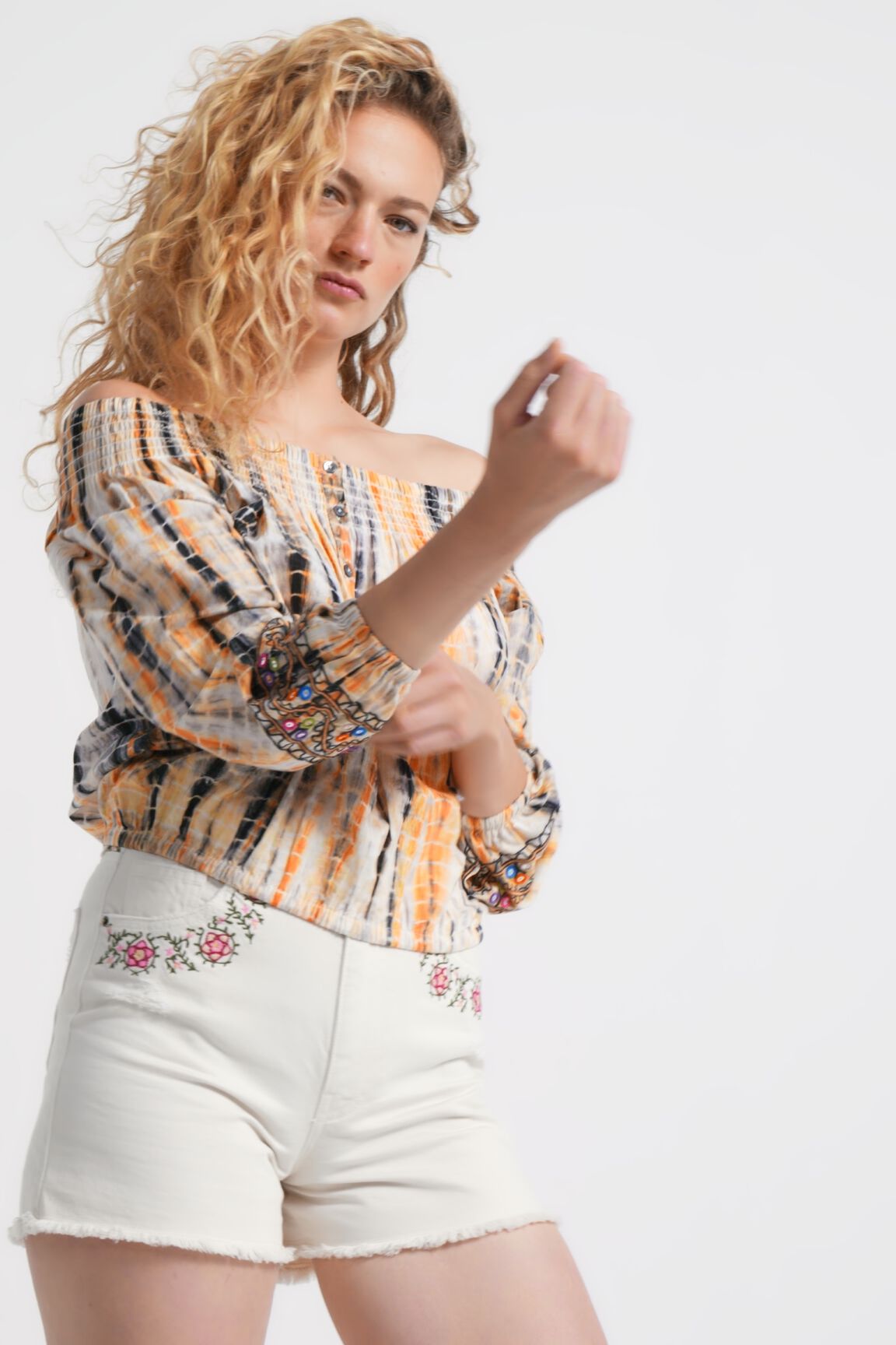 Blouse à col bateau