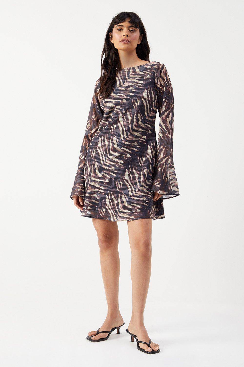 Warehouse Robe Mini Zèbre en Mousseline Dévorée avec Liens dans le Dos