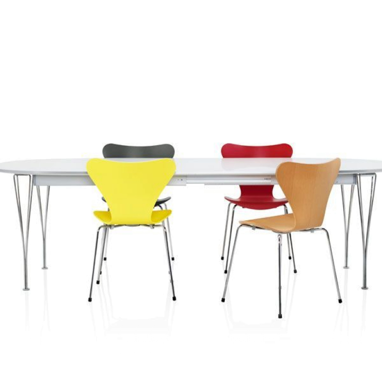 Fritz Hansen B603 tafel wit laminaat 100x100