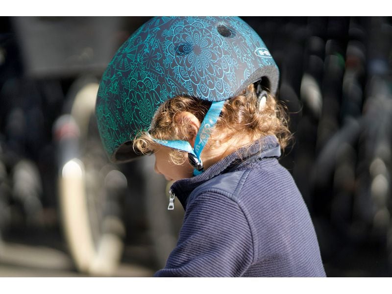 Micro Mobility Helm Mandala Blau, M Scooter und Fahrradhelm für Kinder