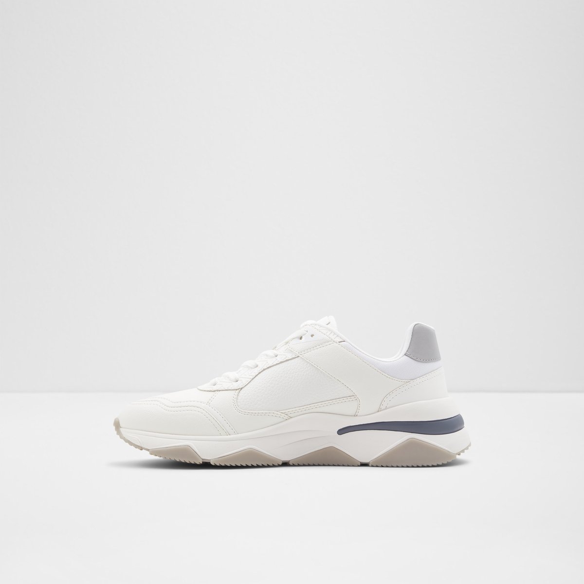 Kyanite White Men Athletic sneakers