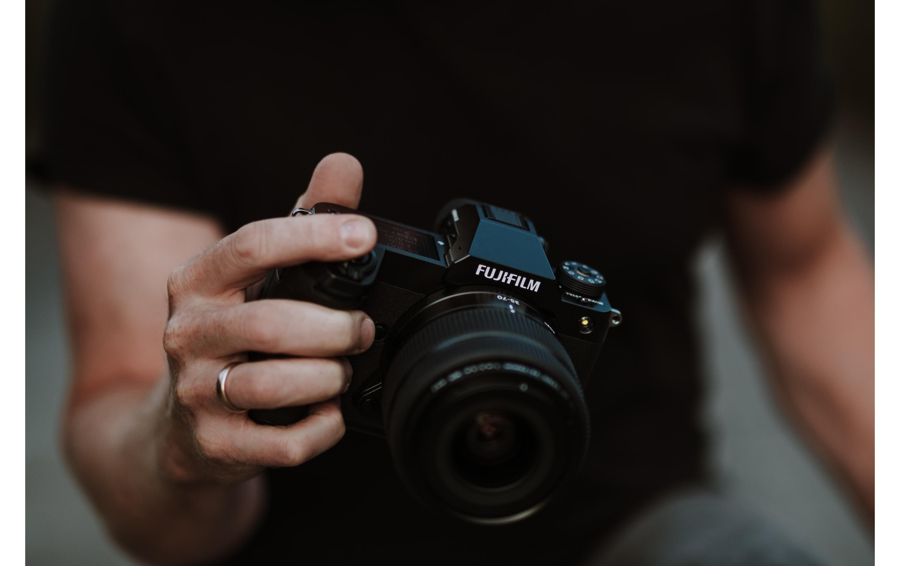 Fotokamera GFX-50S II Body Schwarz<br>Fujifilm GFX 50S II Body More than Full Frame