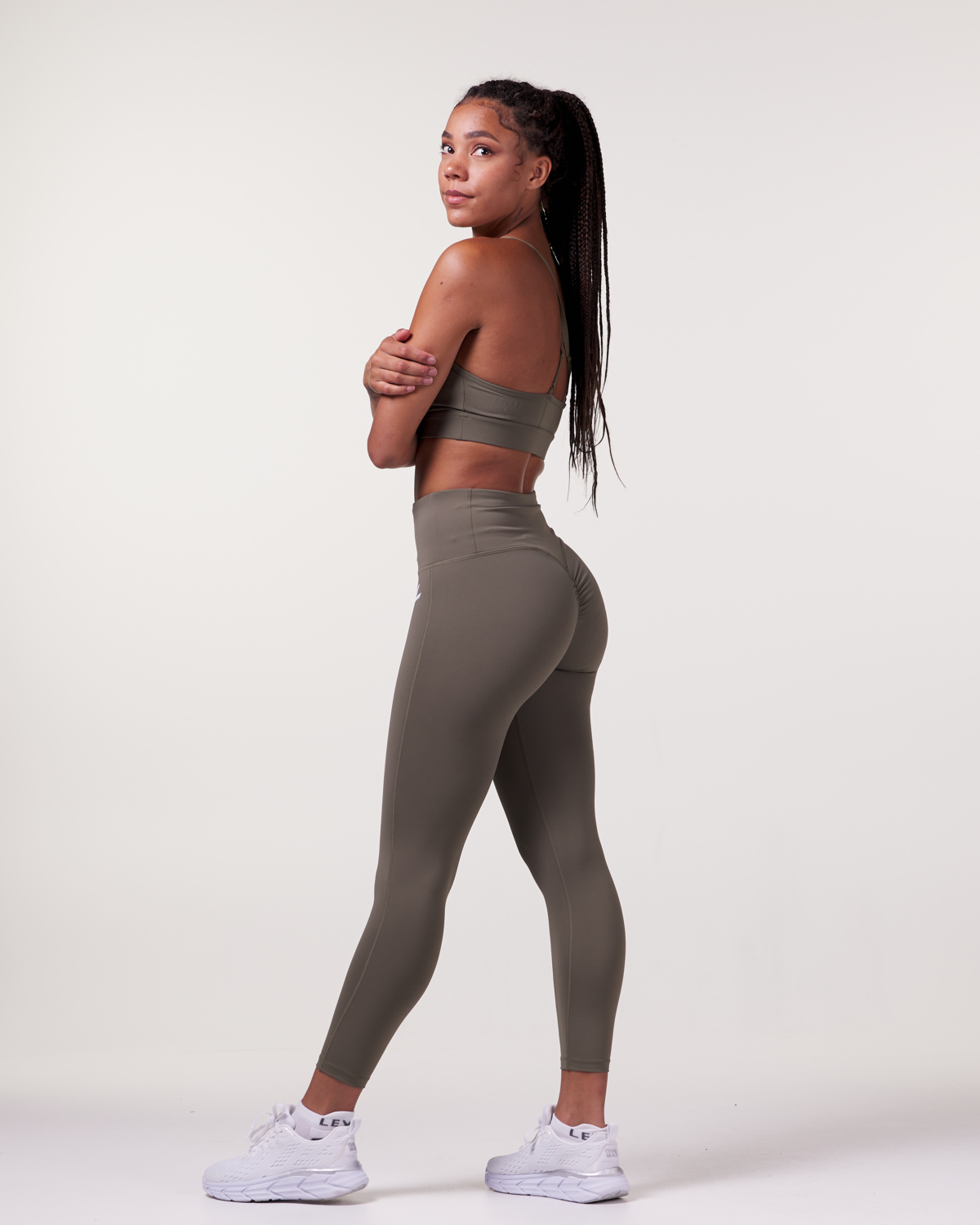 LEVITY Magnify Scrunch Tights 7\8 2.0 Green Olive
