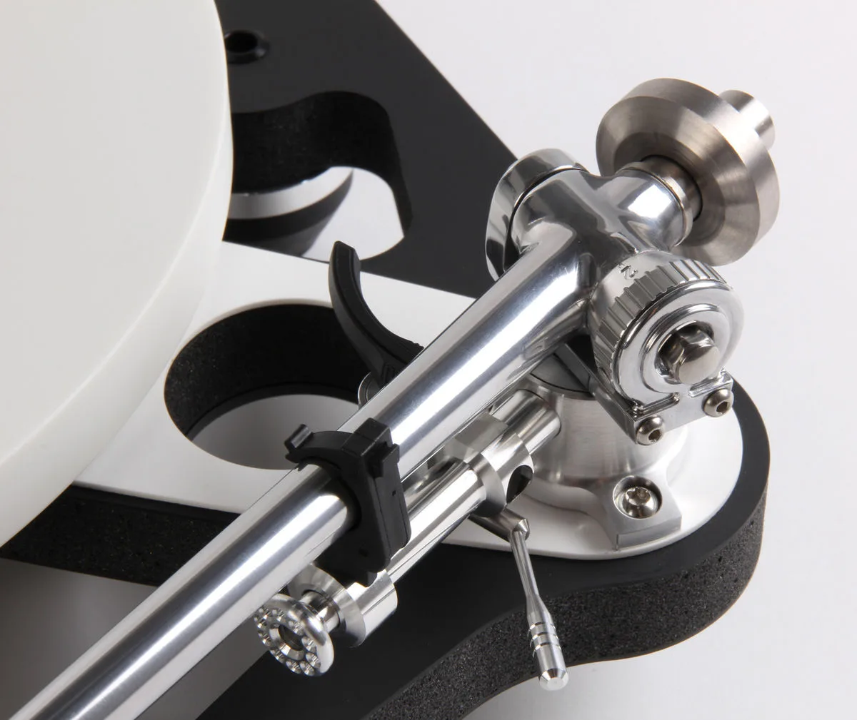 Rega Planar 10   Aphelion 2 MC Platines vinyle hi-fi
