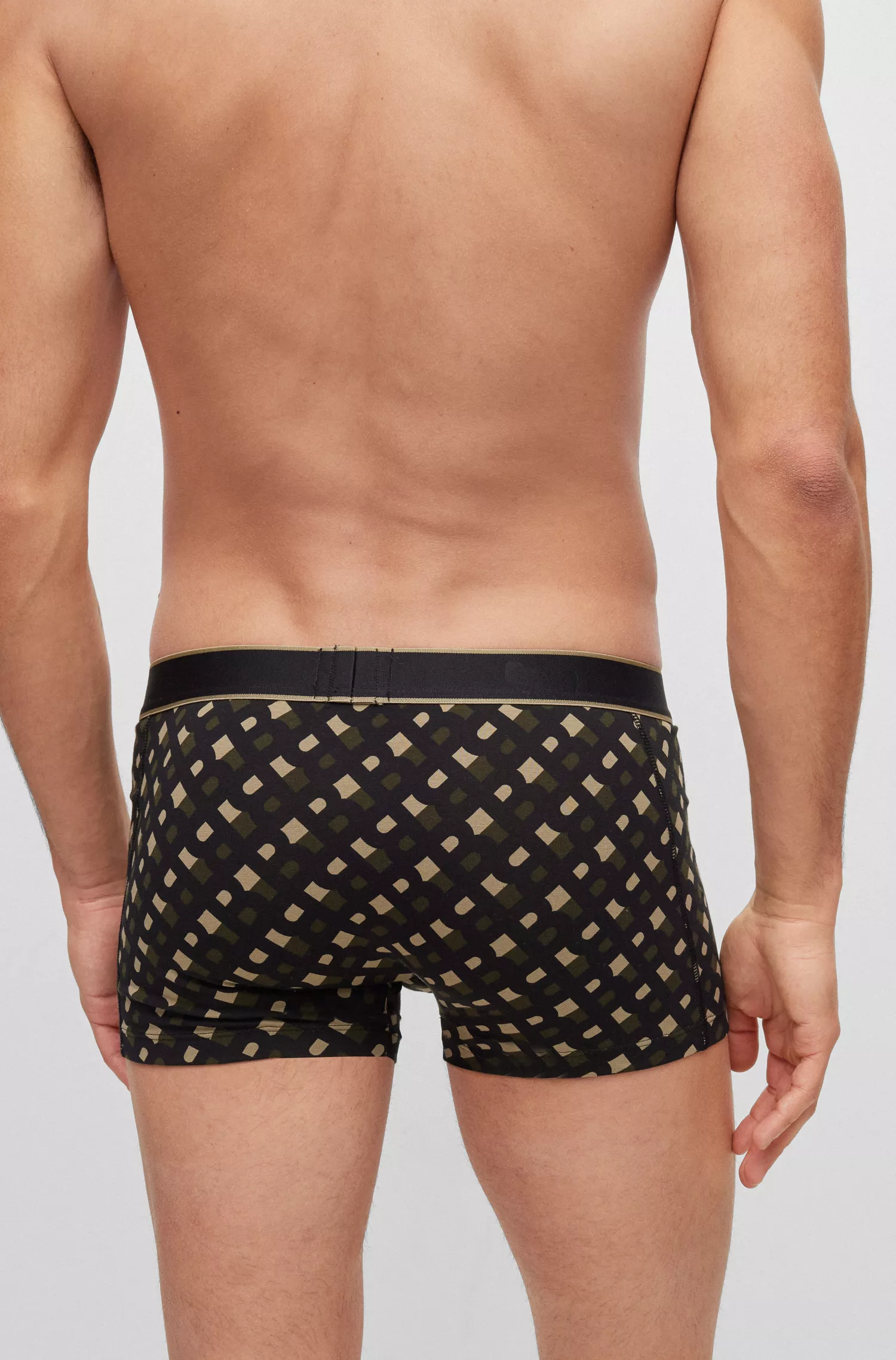 Cueca boxer BOSS preta em algodão stretch com cós com o logotipo da marca.