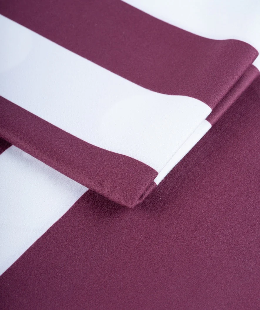 Watery microfiber håndklæde (160 x 80 cm) - Eco Nebraska - Dust rød