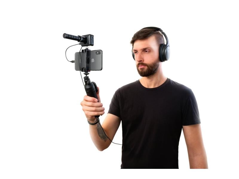IK Multimedia Mikrofon iRig Mic Video Bundle Digitales Videomikrofon mit multifunktionalem Stativ