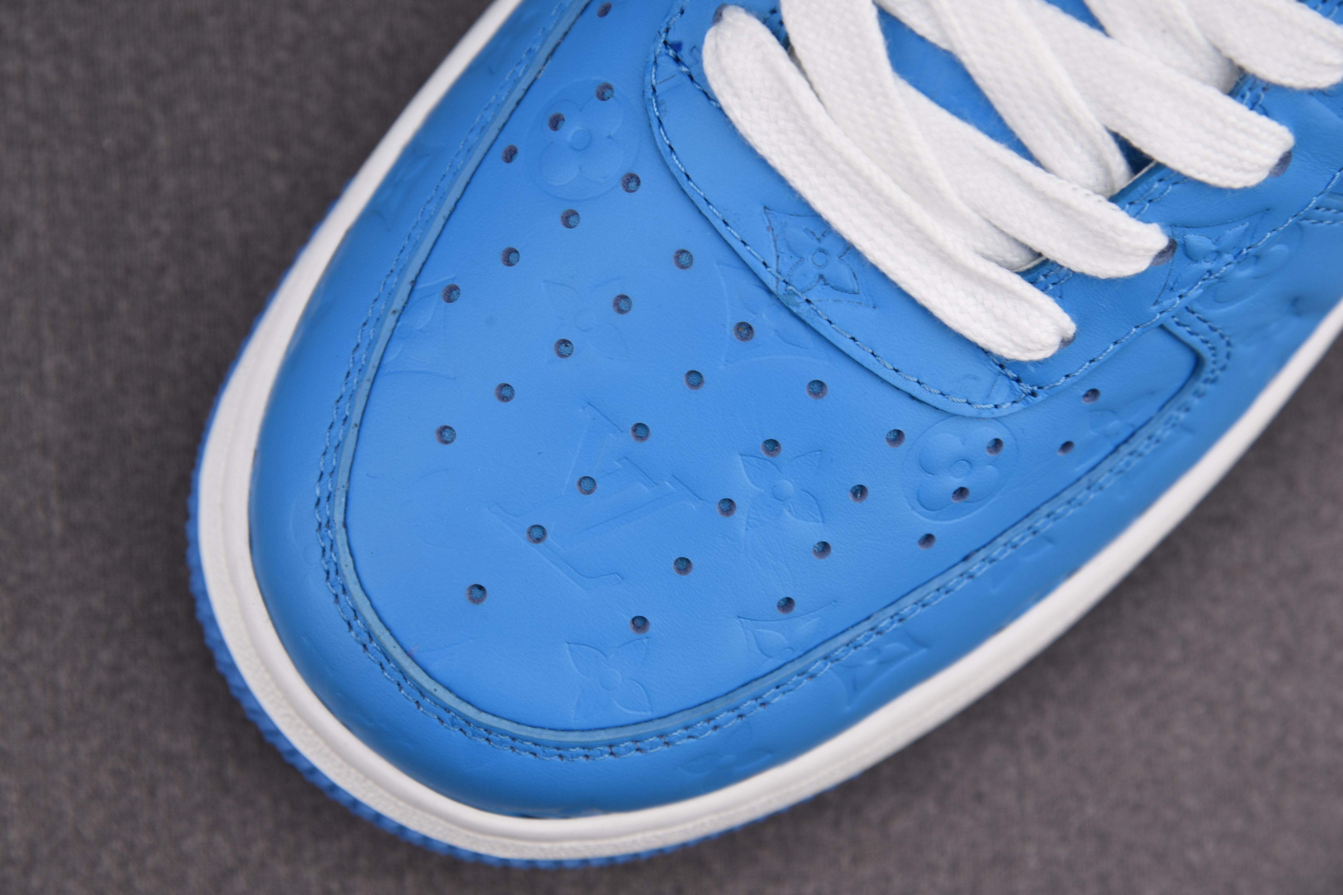 Nike Air Force 1 Low Louis Vuitton UNC (Be careful about the size!!)