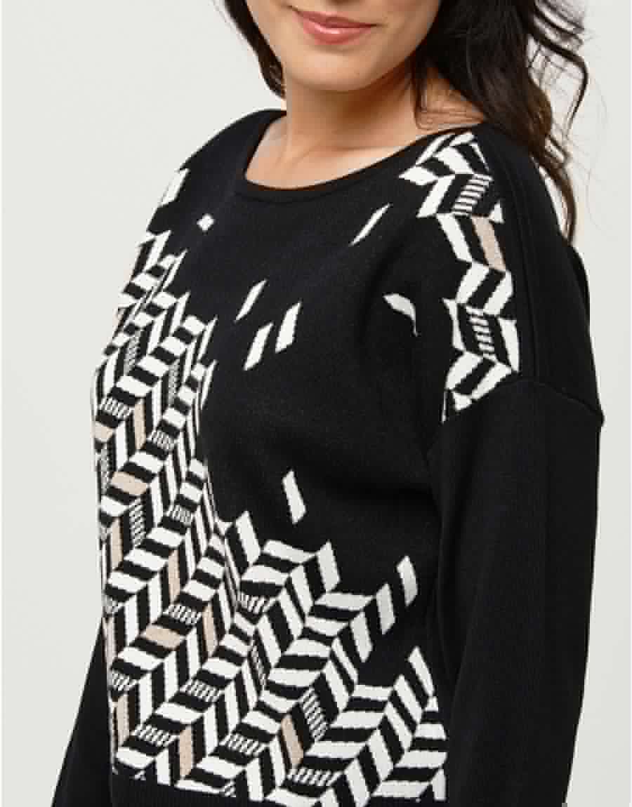 Pull ample à chevrons