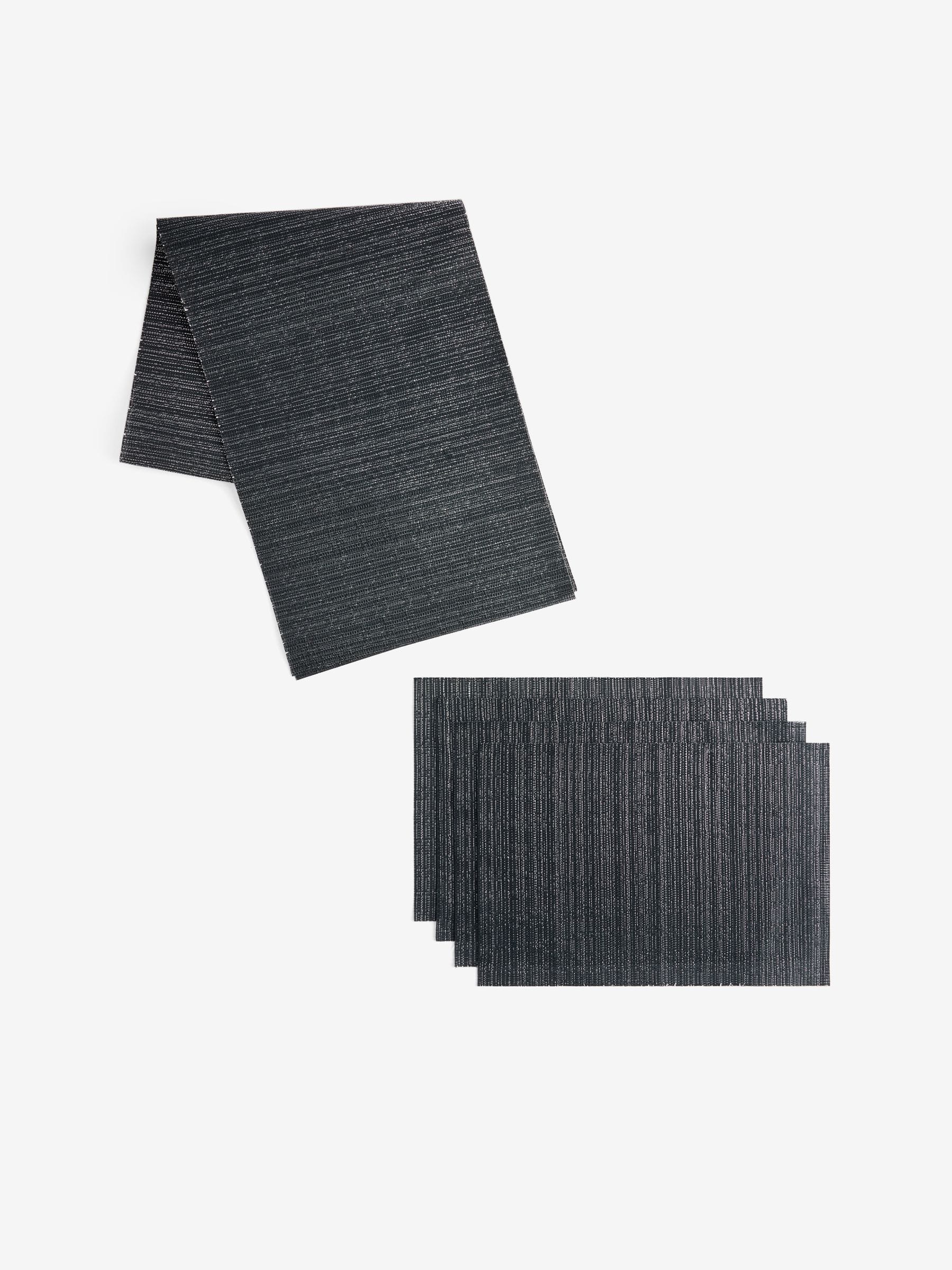 Set of 5 Wipe Clean Placemats and Runners Set