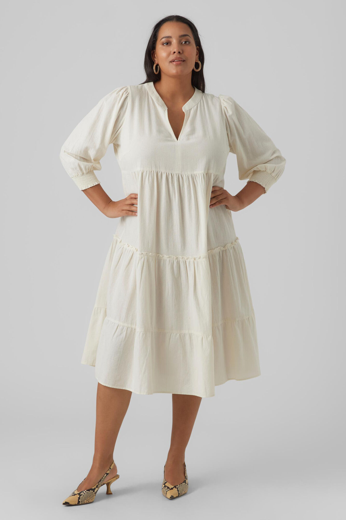 Vestido de manga midi tamanho 3/4 plus size - Bege