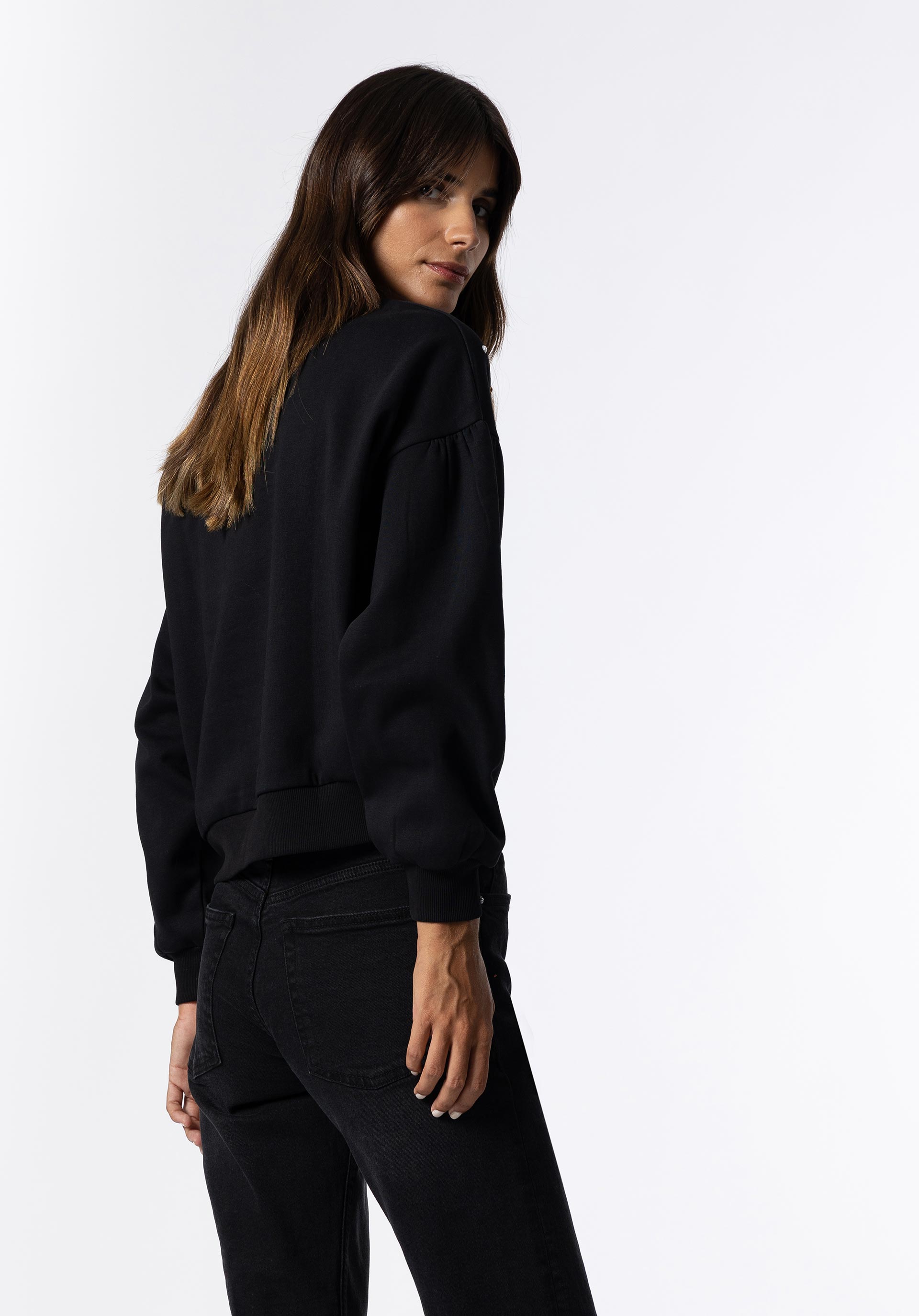 Sweatshirt com Aplicações