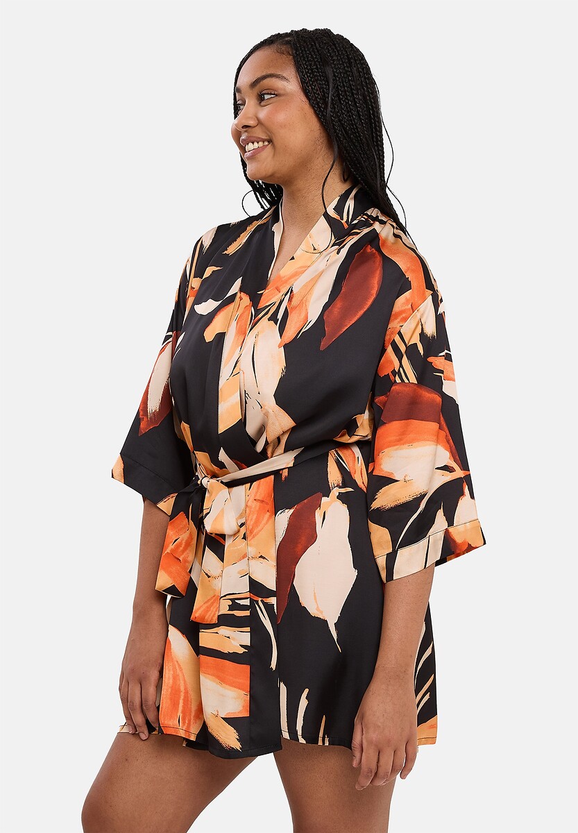 SEM COMPLEXO<br>Kimono com mangas PURE CHIC