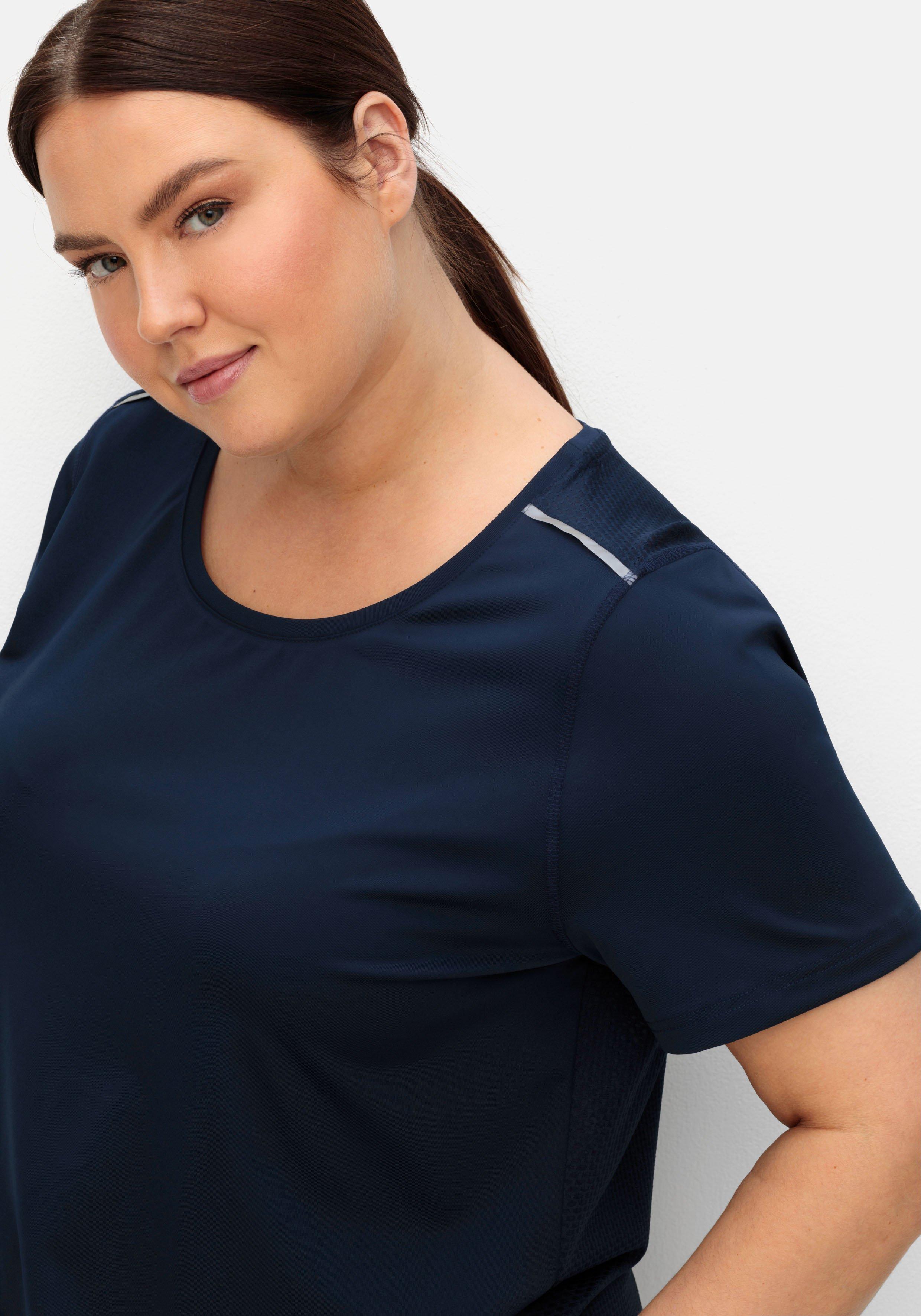 Funktionsshirt mit Mesh-Einsatz im Rücken