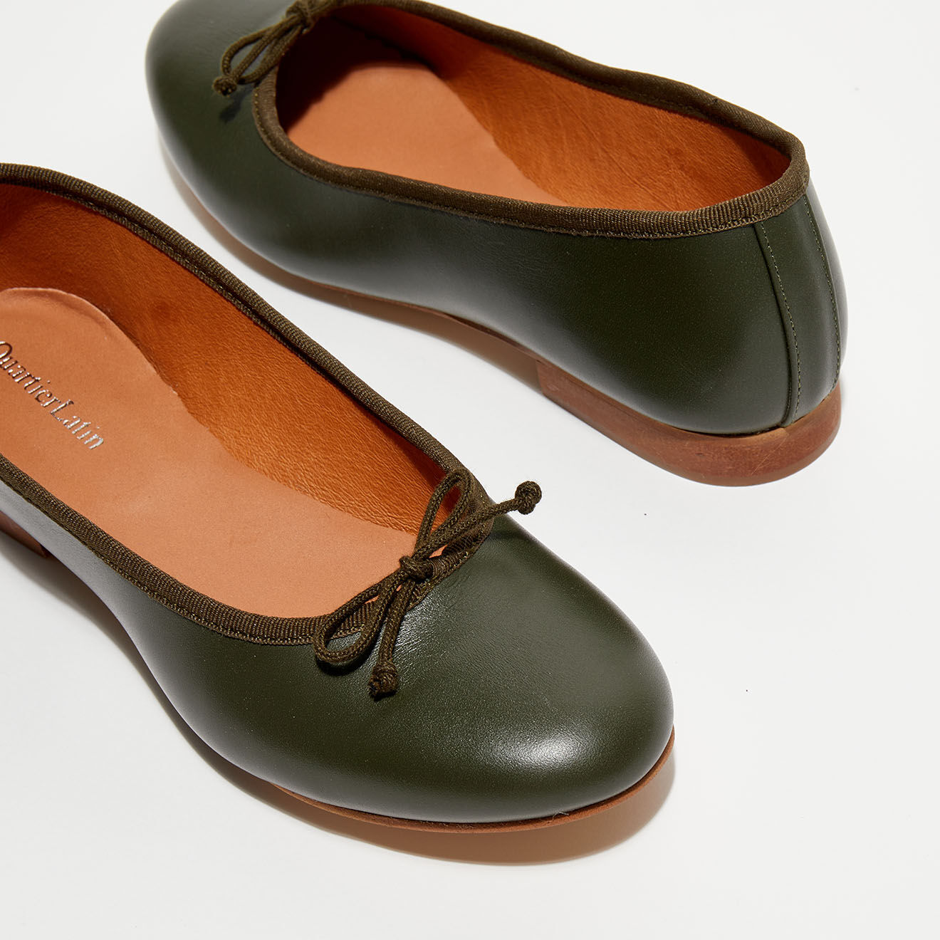 Quartier Latin Ballerines en Cuir Jeanne vert kaki